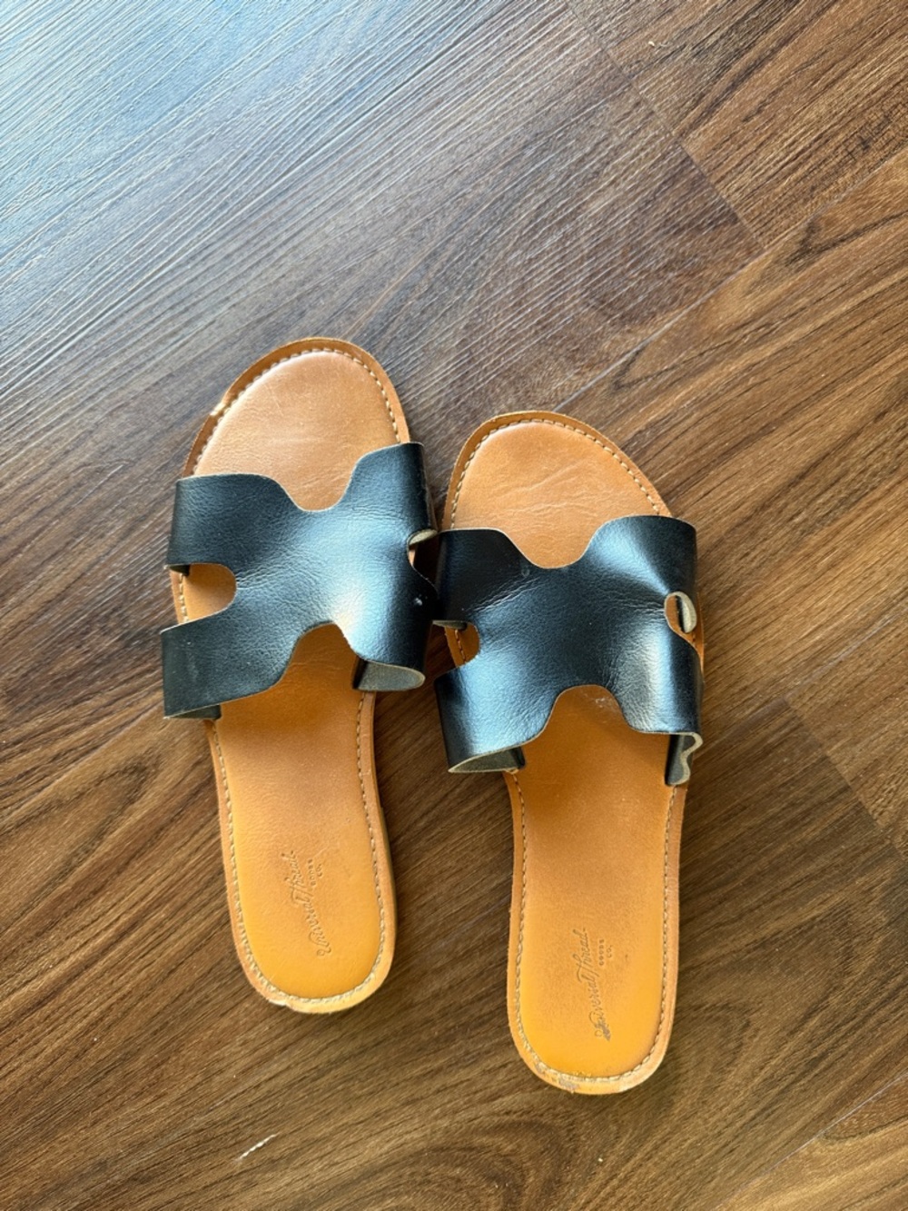 Universal Thread Black Slide Sandals with Tan Footbed
